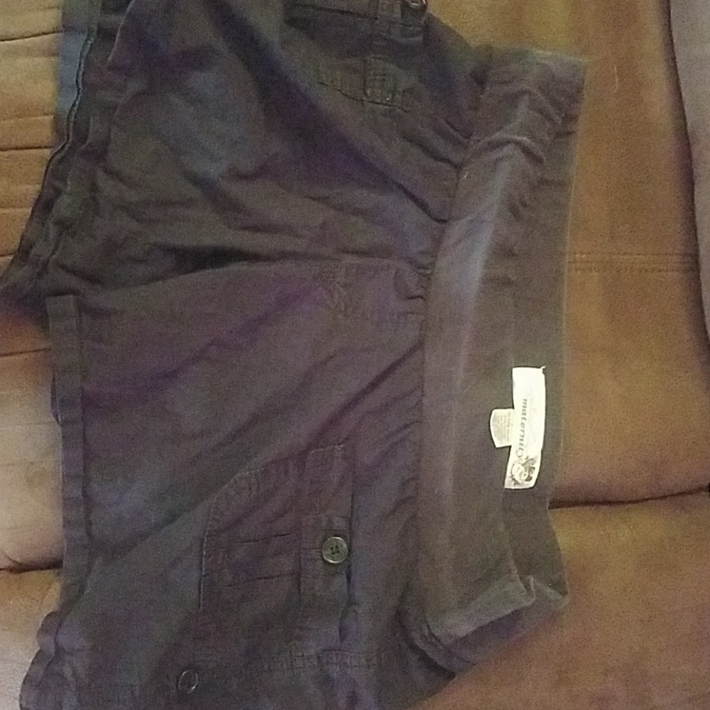 Maternity shorts